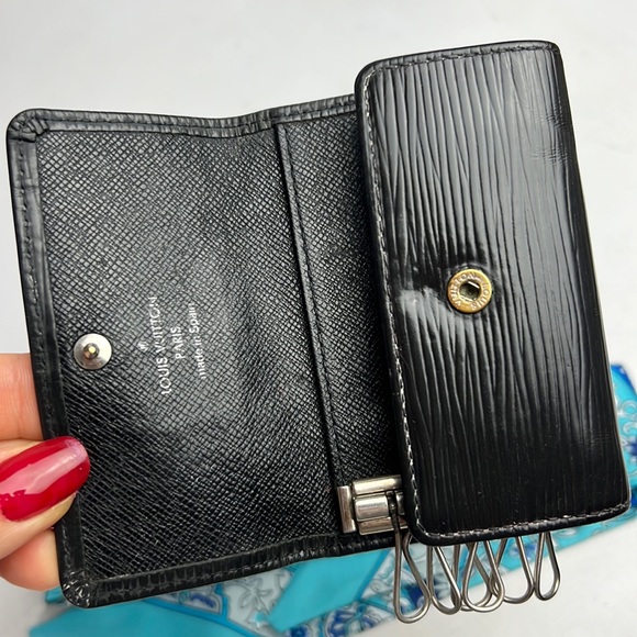 Auth. LV Louis Vuitton Black Epi Multicles 6 Key Ring Hoop Wallet unisex - Picture 9 of 17